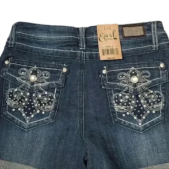 Earl jeans Women's Avery High Rise Rolled Cuff Button Shorts - Picture 4 of 9